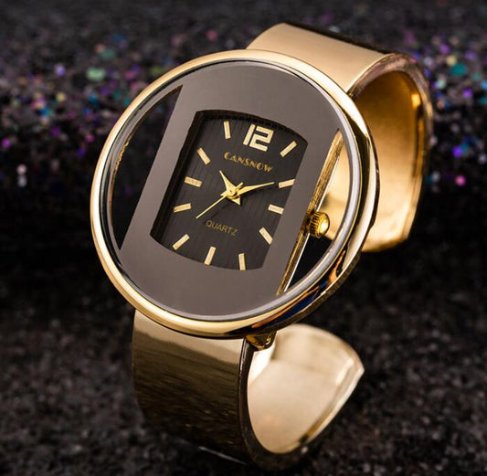 Luxury Wristwatch for Women - Gold and Silver Dial Flower